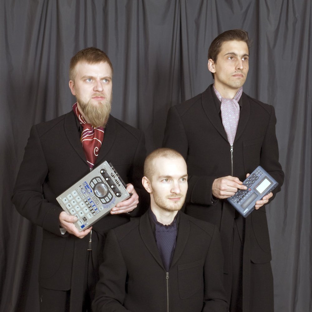 ÄÄNIWALLIN KESÄKEIKAT ❁ Aavikko + Sir Liselot