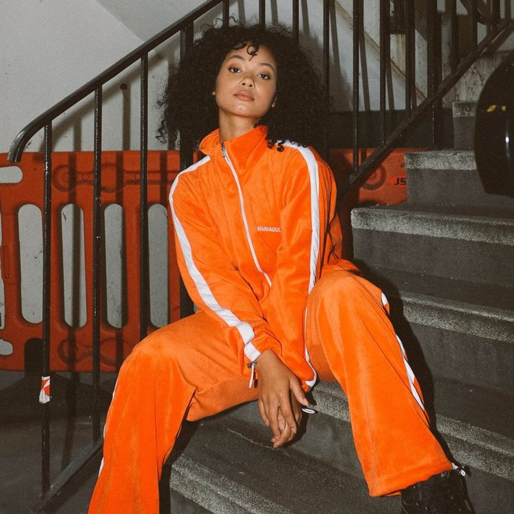 TAPAHTUMA PERUTTU: SHUTDOWN x Taylah Elaine (UK)