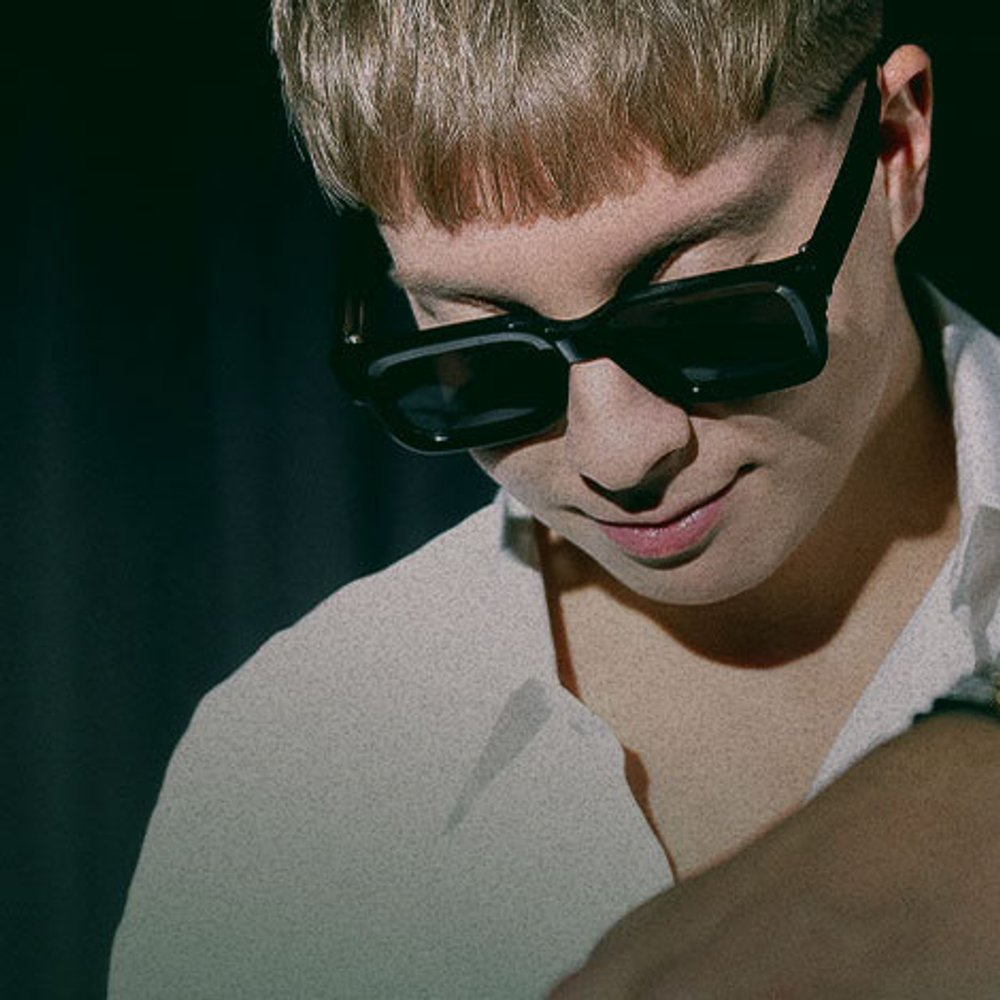 WILLIAM: Boy Wonder -levyjulkkarit